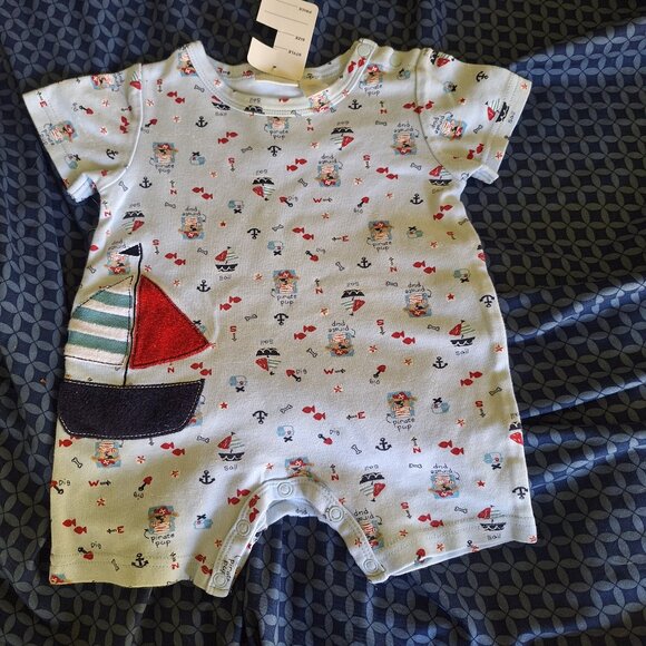 pirate pup one piece 6 to 9 months - Picture 1 of 5